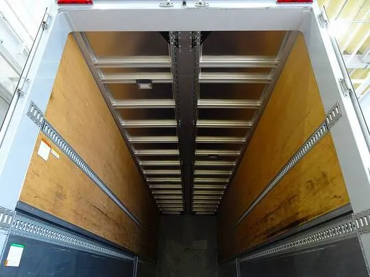 ギガ 13.7t 4軸 アルミウイング リアエアサス 380ps