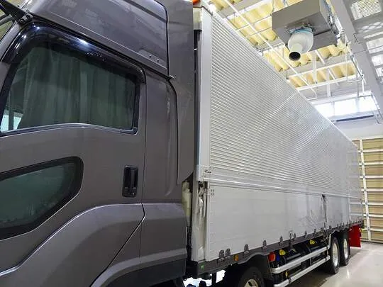 ギガ 13.7t 4軸 アルミウイング リアエアサス 380ps