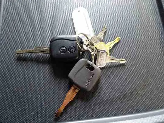 ギガ 13.7t 4軸 アルミウイング リアエアサス 380ps