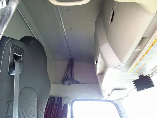 ギガ 13.7t 4軸 アルミウイング リアエアサス 380ps