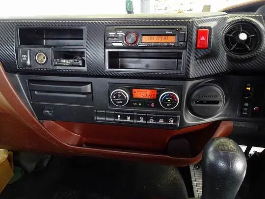 レンジャー 2.45t 標準ベッド付 ユニック4段クレーン付 210ps