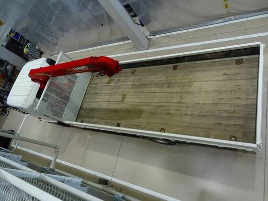 レンジャー 2.45t 標準ベッド付 ユニック4段クレーン付 210ps