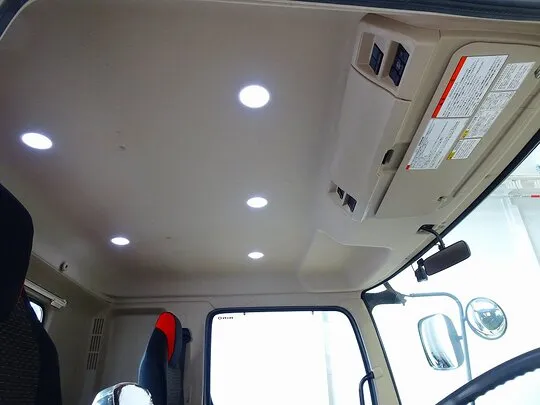 レンジャー 2.45t 標準ベッド付 ユニック4段クレーン付 210ps