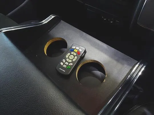 ハイエースバン スーパーGL ダークプライムⅡ 1t 4WD 2/5人乗り 5ドア