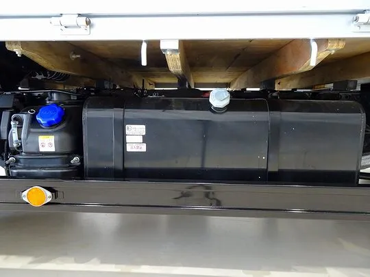 エルフ 2t 4WD FFL ワイドロング 平ボデー