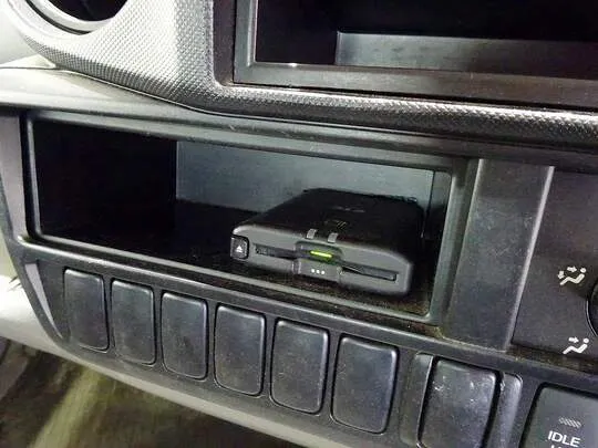 トヨエース 1.25t 4WD FJL Sタイヤ 平ボディ