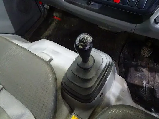 トヨエース 1.25t 4WD FJL Sタイヤ 平ボディ