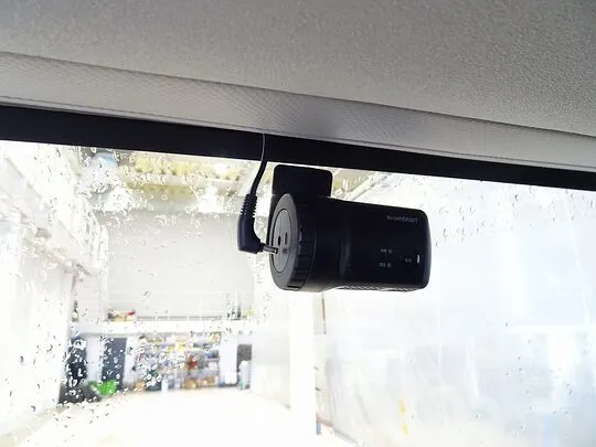 エルフ 2t 高床 標準ロング 低温冷凍車 スタンバイ/格納ゲート付