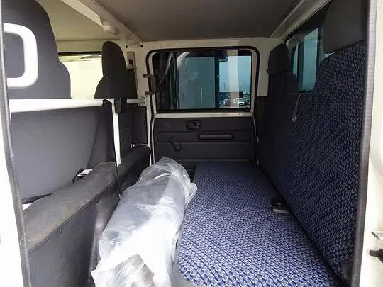 エルフ 1.8t 4WD FFL 標準 Wキャブ/垂直PG付 総重量5t未満