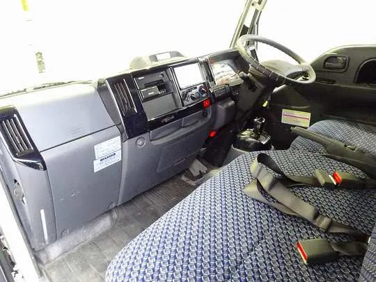 エルフ 1.8t 4WD FFL 標準 Wキャブ/垂直PG付 総重量5t未満