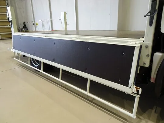 ダイナ 1.35t FJL Wタイヤ 垂直P/G付