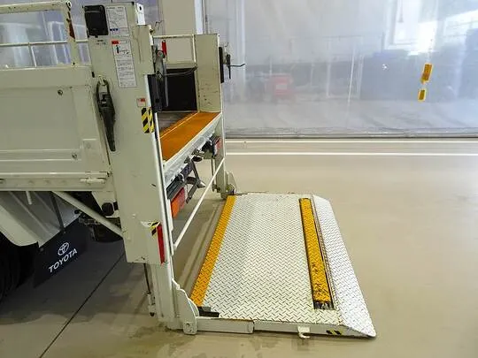 ダイナ 1.35t FJL Wタイヤ 垂直P/G付