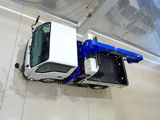 エルフ 2t  標準 タダノ3段クレーン付