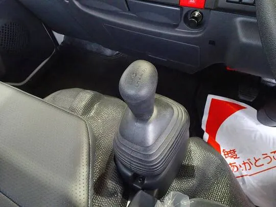 エルフ 2t 4WD FFL 強化ダンプ 未使用車