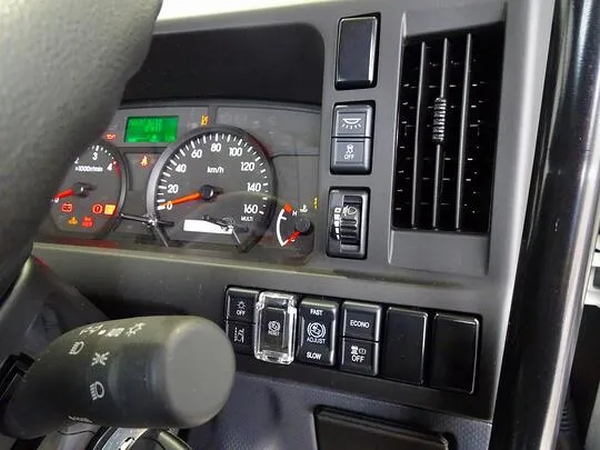 エルフ 2t 4WD FFL 強化ダンプ 未使用車