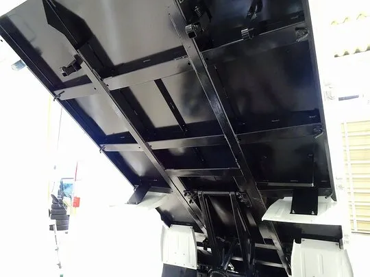 エルフ 2t 4WD FFL 強化ダンプ 未使用車