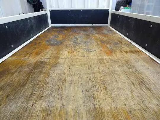 エルフ 1.55t 4WD FFL Wタイヤ 平ボデー