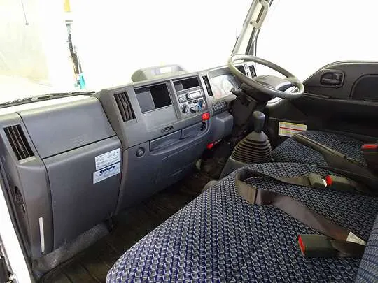 エルフ 1.55t 4WD FFL Wタイヤ 平ボデー