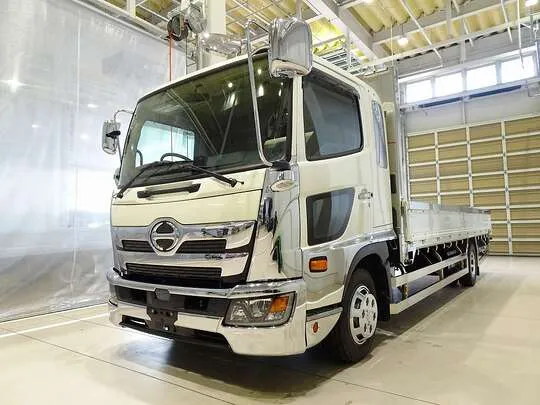 レンジャー 3.65t 標準ベッド付 平ボデー 210ps