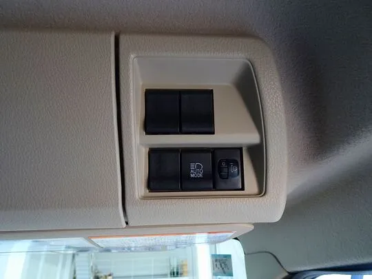 レンジャー 3.65t 標準ベッド付 平ボデー 210ps