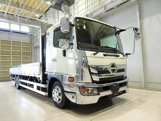 レンジャー 3.65t 標準ベッド付 平ボデー 210ps