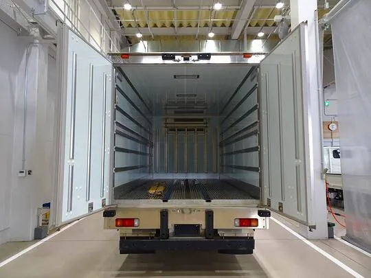 デュトロ 2t 4WD FJL ワイドロング 低温冷凍車 スタンバイ付