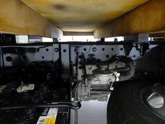 エルフ 1.55t FFL Wタイヤ 平ボデー