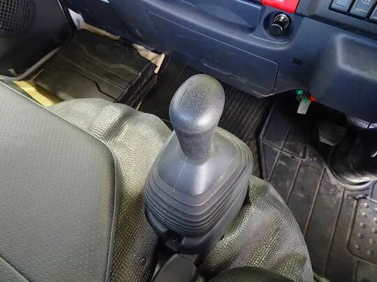 エルフ 2.6t 4No. 4WD FFL 強化ダンプ