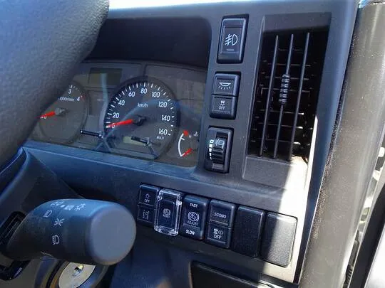 エルフ 2.6t 4No. 4WD FFL 強化ダンプ