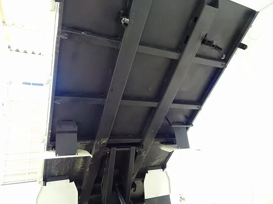 エルフ 2.6t 4No. 4WD FFL 強化ダンプ