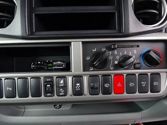 ダイナ 1.3t 4WD JL Wタイヤ アーム式P/G付