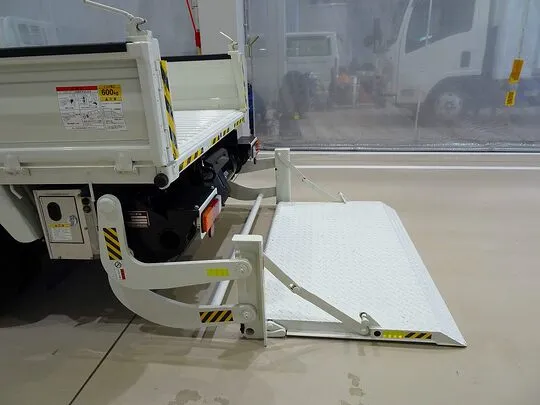 ダイナ 1.3t 4WD JL Wタイヤ アーム式P/G付