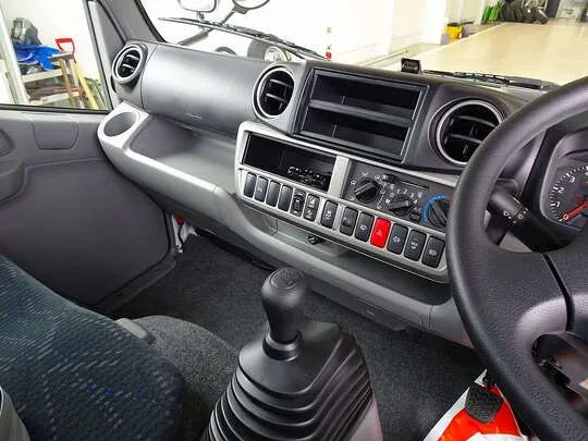 ダイナ 1.3t 4WD JL Wタイヤ アーム式P/G付