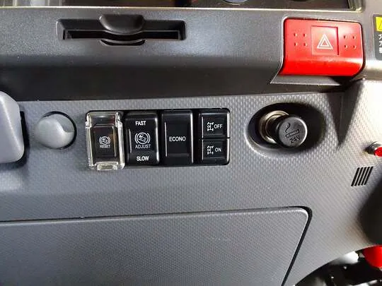 エルフ 2t 高床 標準ロング ユニック4段クレーン付