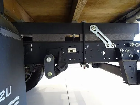 エルフ 3t FFL ワイドセミロング 平ボデー