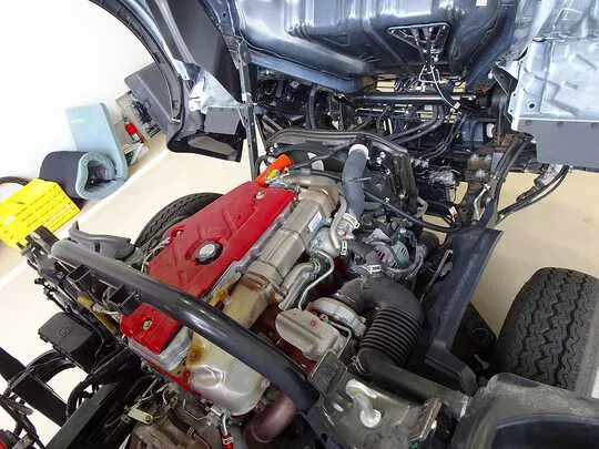デュトロ 3t 4WD 高床 ワイドロング ユニック4段クレーン付 未使用車