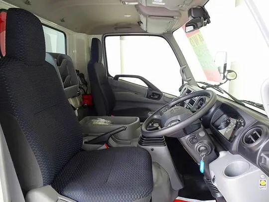 デュトロ 3t 4WD 高床 ワイドロング ユニック4段クレーン付 未使用車