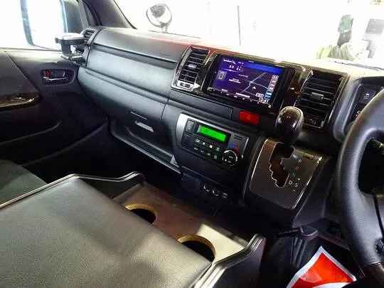 ハイエースバン スーパーGL ダークプライムⅡ 1t 4WD 2/5人乗り 5ドア