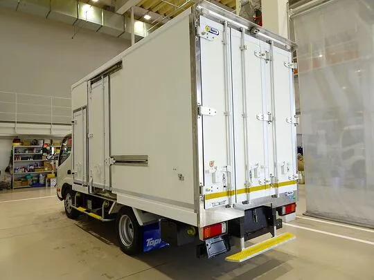 デュトロ 1.5t FJL 標準セミロング 低温冷凍車 2室式 左右サイドドア 総重量5t未満