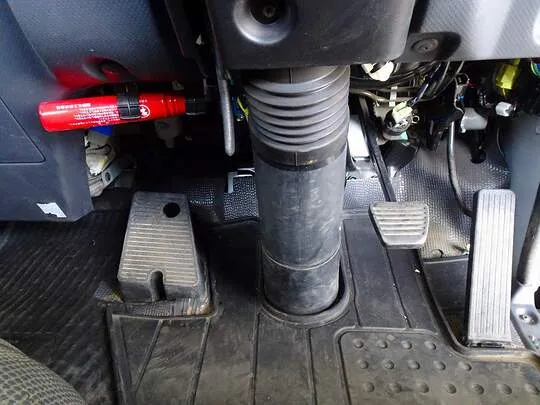 アトラス 1.55t 4WD FSL Sタイヤ 平ボデー