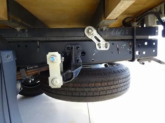 アトラス 1.55t 4WD FSL Sタイヤ 平ボデー