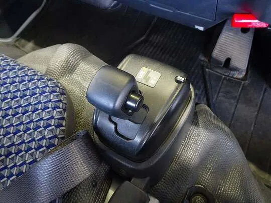 アトラス 1.55t 4WD FSL Sタイヤ 平ボデー
