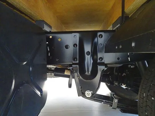 エルフ 1.55t 4WD FFL Wタイヤ 平ボデー