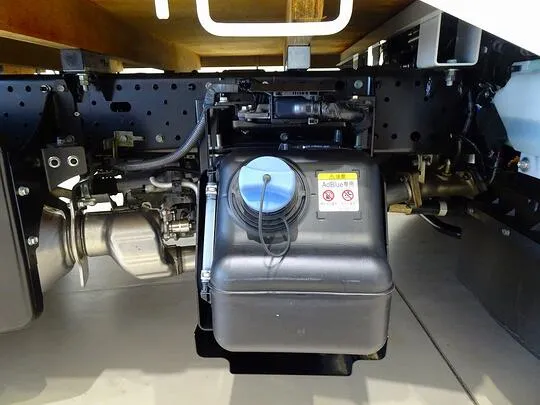 エルフ 1.55t 4WD FFL Wタイヤ 平ボデー