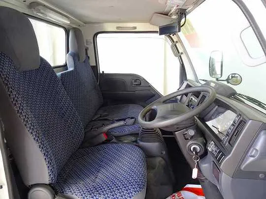 エルフ 1.55t 4WD FFL Wタイヤ 平ボデー