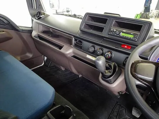 キャンター 4.35t 全低床 ワイドロング アルミブロック 平ボデー