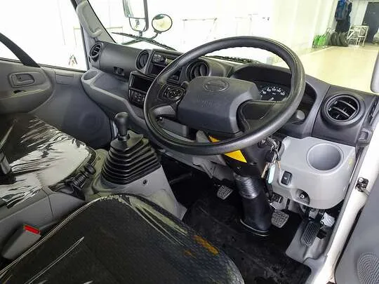 デュトロ 3t FJL 標準 タダノ3段クレーン付