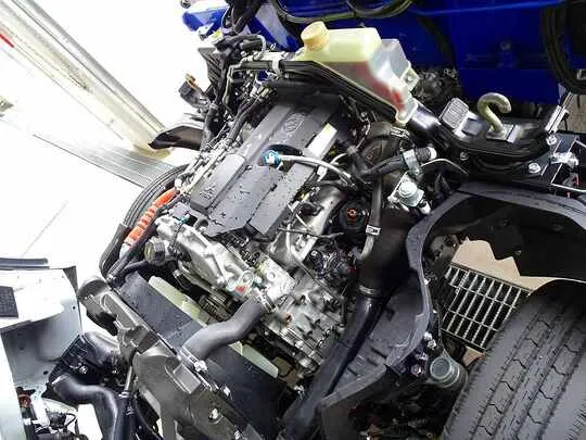 キャンター 3t 全低床 標準セミロング タダノ4段クレーン付 未使用車