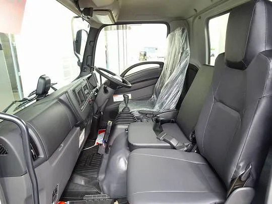 フォワード 3.5t 標準ベッドレス Lゲートダンプ 190ps 未使用車