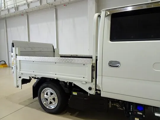 エルフ 1.8t 4WD FFL 標準 Wキャブ/垂直PG付 総重量5t未満